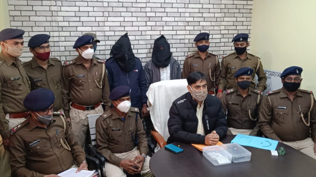 11 लाख का ठगी करने वाला दो अभियुक्त गिरफ्तार!  बड़ी खबर गढ़वा।