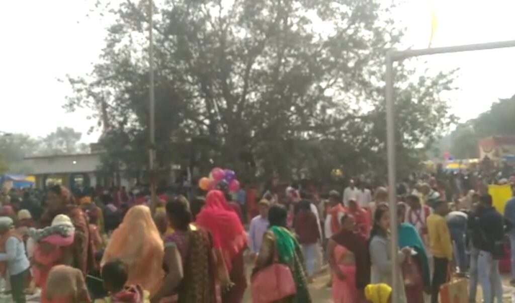 माघ पूर्णिमा पर श्री ब्रह्म बाबा स्थान पर लगने वाला मेला में उमड़ा जनसैलाब
