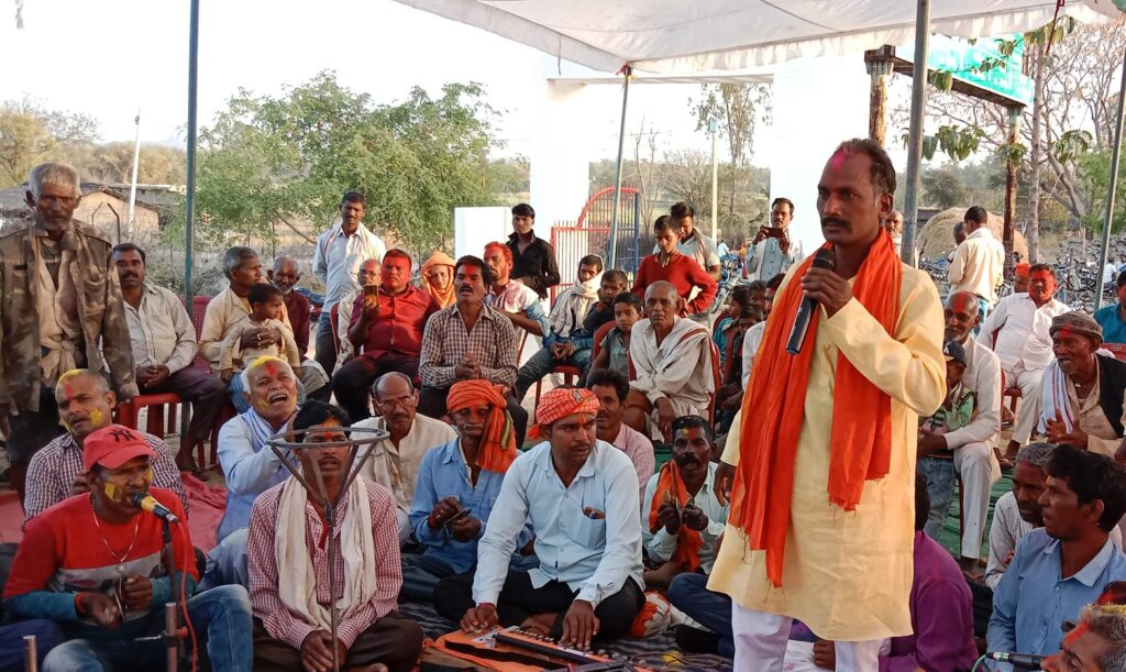 थाना परिसर में आयोजन हुआ होली मिलन समारोह