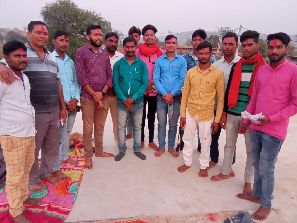 सामाजिक संगठन जागृति युवा सेना परिषद के तत्वाधान में मनाया गया होली मिलन समारोह