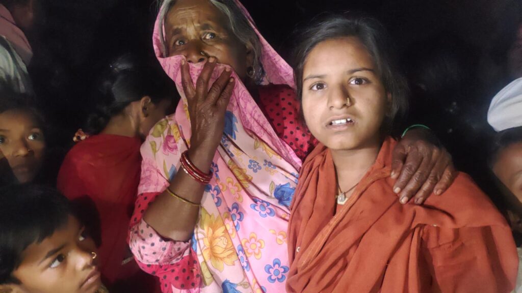 ट्रैक्टर की चपेट में आने से अपने मां बाप का इकलौते बेटे की हुई मौत