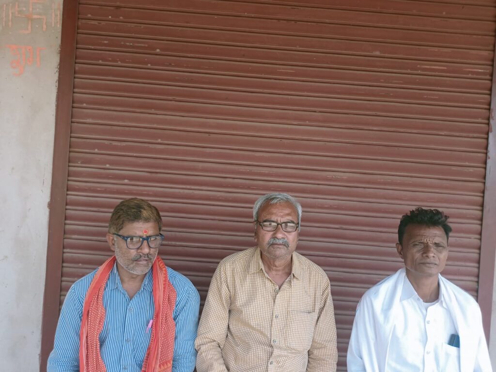मोहम्मद गंज स्टेशन पर इंटरसिटी एक्सप्रेस  ठहराव हेतु भाजपाइयों ने किया मांग