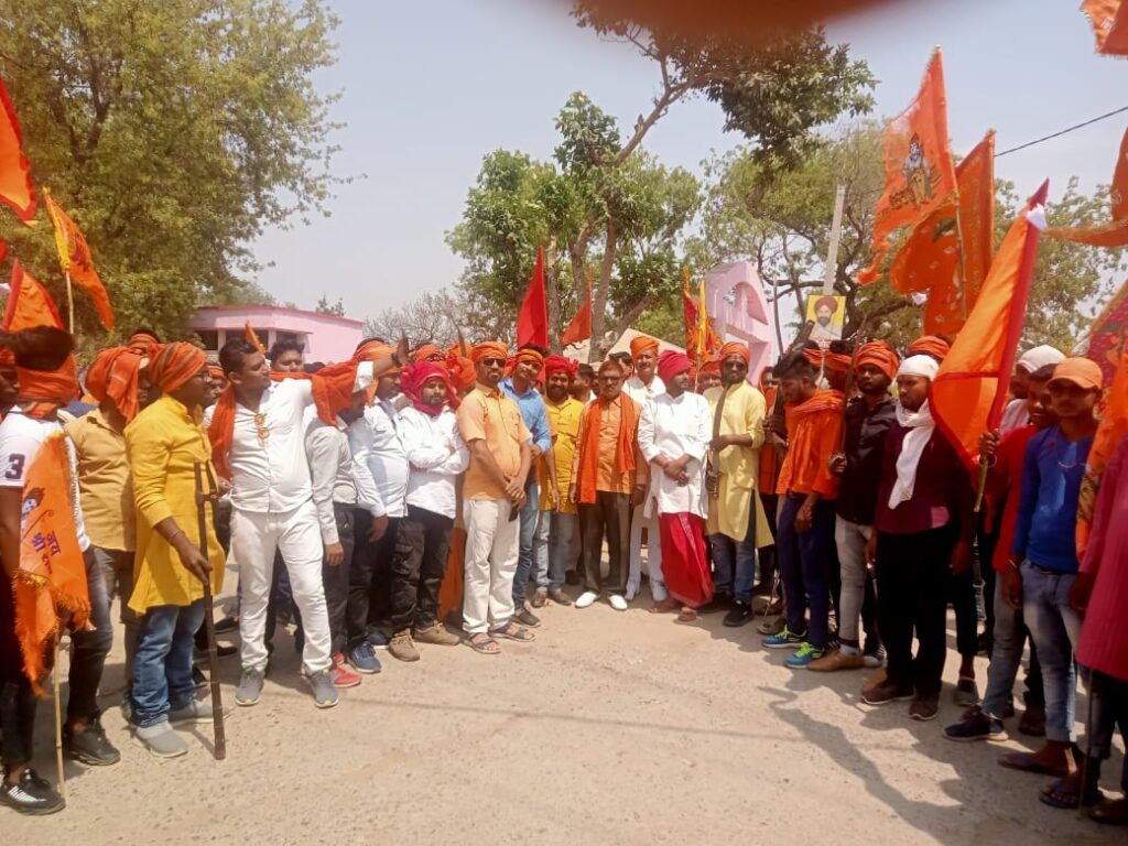 रामनवमी के शुभ अवसर पर निकाला गया भव्य जुलूस