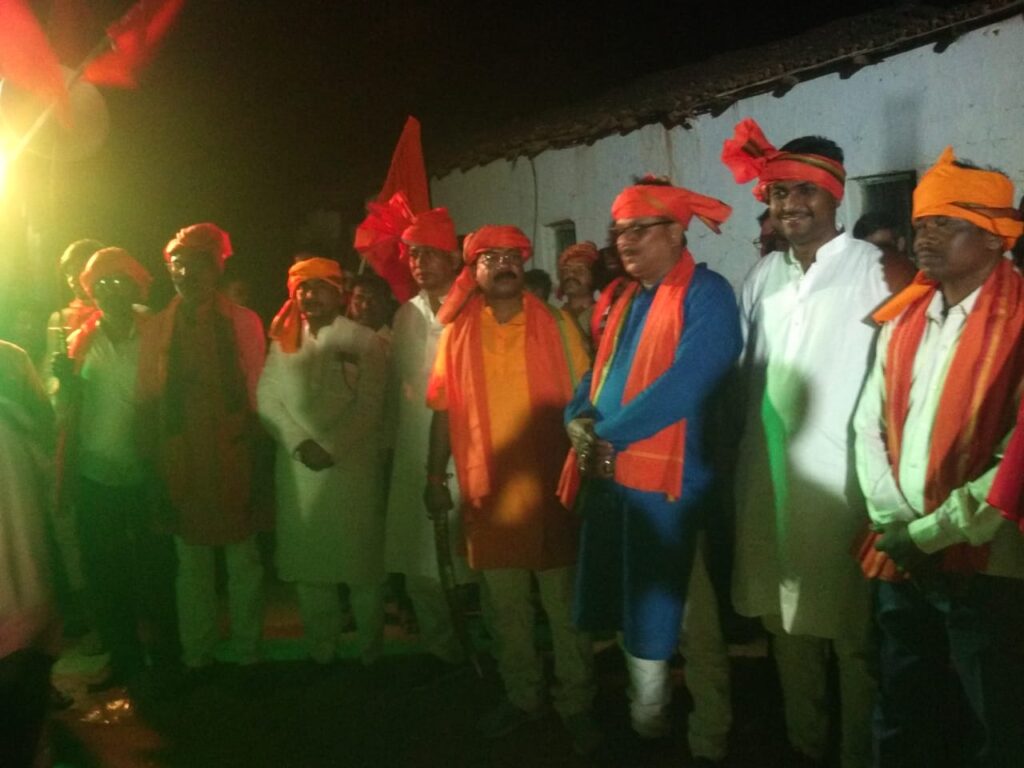 भंडरिया प्रखंड क्षेत्र में धूम धाम एवं  हर्षोल्लास के साथ रामनवमी  पर्व संपन्न हुआ