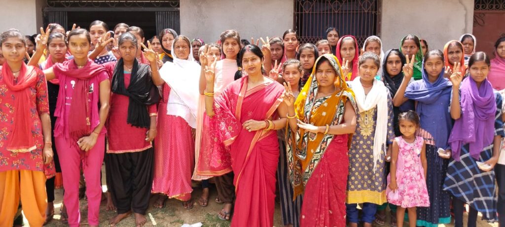 लवली आनंद के द्वारा लवली सोशल सोसायटी का किया गया शुभारंभ