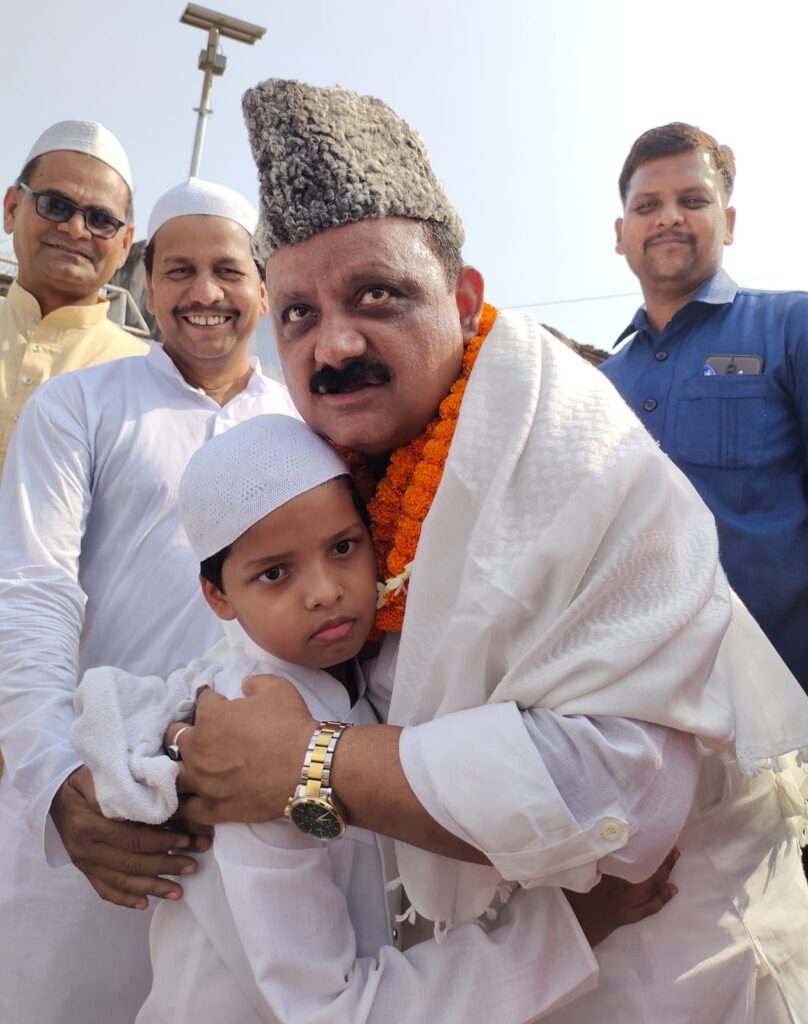 आपसी भाईचारा एवं एकता का प्रतीक त्यौहार है ईद :  मिथिलेश ठाकुर