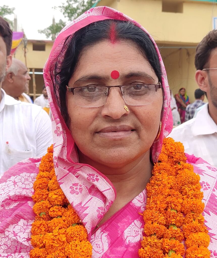 शीला देवी  खरौंधी के सुंडी  पंचायत से मुखिया निर्वाचित
