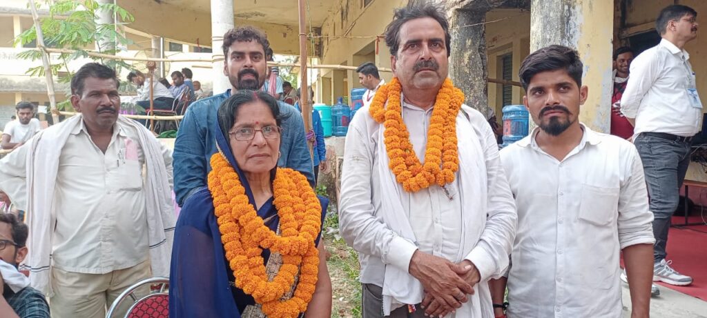 गायत्री देवी भवनाथपुर प्रखंड के पंडरिया पंचायत से मुखिया निर्वाचित