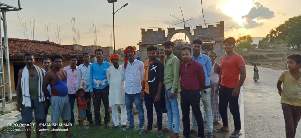 छाताकुंड में बरसों से पडे देवी मंदिर का निर्माण कार्य हुआ शुरू
