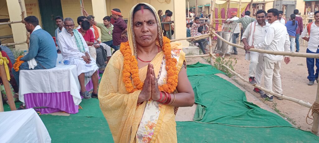 रेशमा देवी परती कुश्वानी पुर्वी से पंचायत समिति सदस्य निर्वाचित