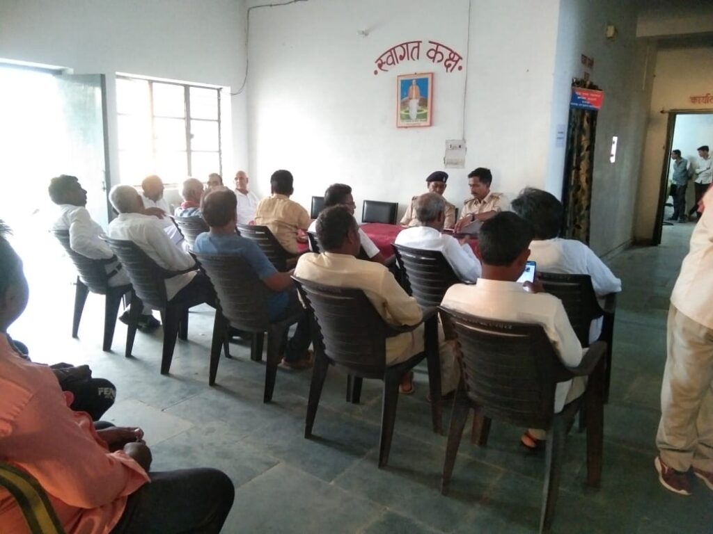 बकरीद पर्व को लेकर बिशनपुरा थाना परिसर में शांति समिति की बैठक हुई संपन्न