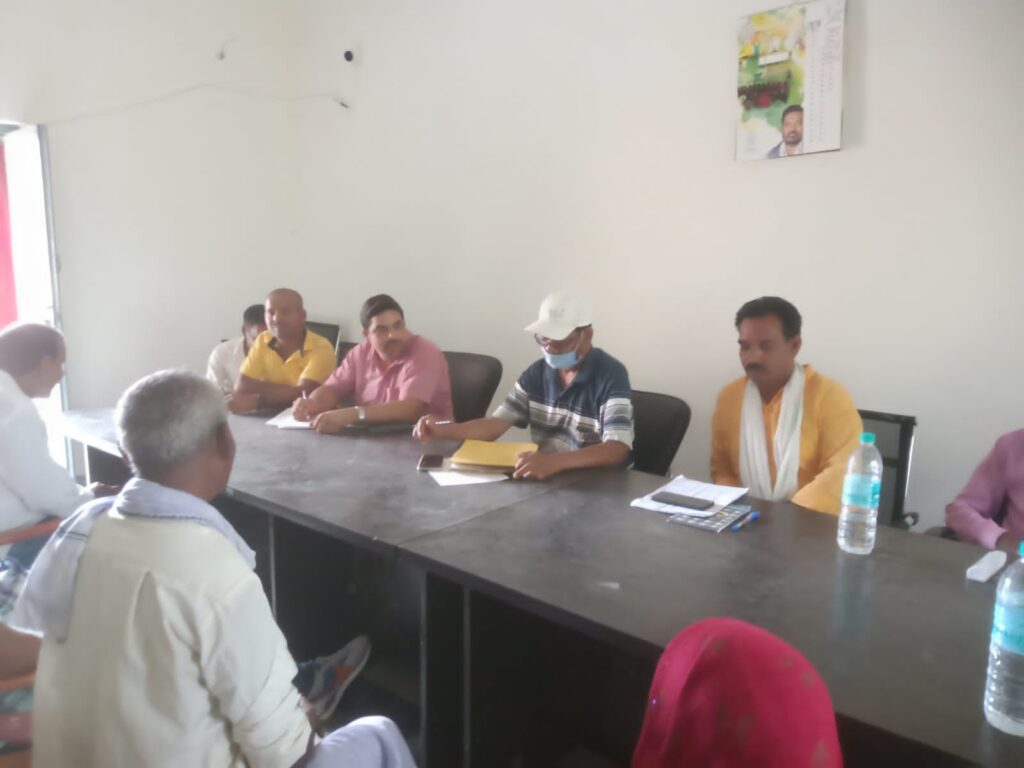 प्रखंड भवन में 20 सूत्री कार्यान्वयन समिति की बैठक हुई संपन्न