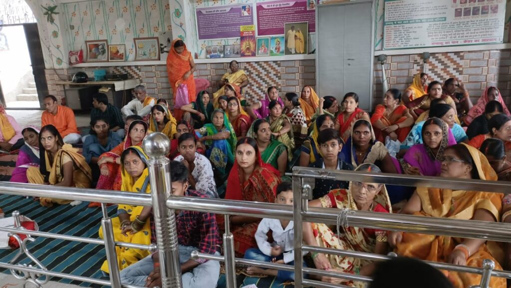 गायत्री शक्तिपीठ में श्रद्धा व भक्ति भरे भाव से गुरु पूर्णिमा उत्सव का किया गया आयोजन।
