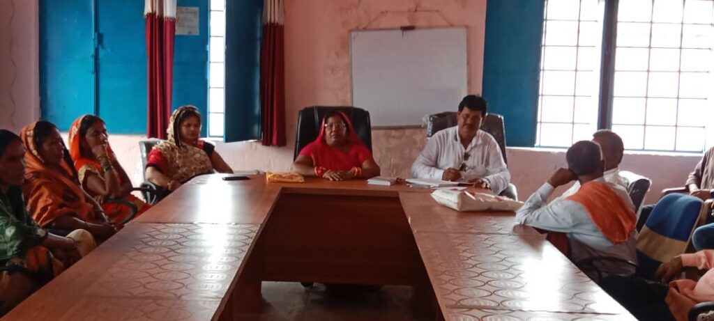 रमना पंचायत सचिवालय में मुखिया और वार्ड सदस्यों की बैठक संपन्न, लिए गए दो प्रस्ताव