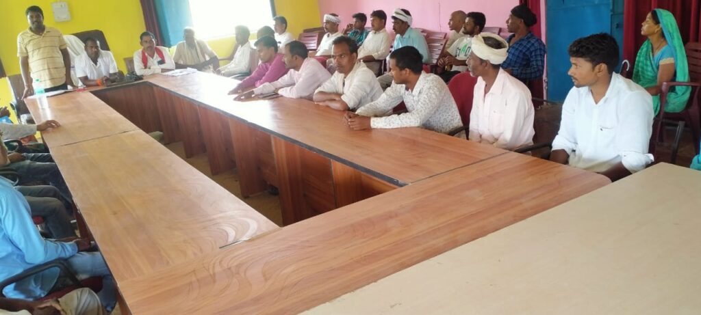 अमृत महोत्सव के अवसर पर हर घर झंडा फहराने का लिया गया निर्णय