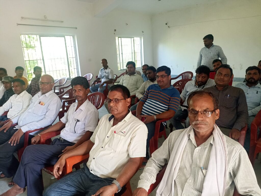 स्वतंत्रता दिवस के झंडा तोलन को लेकर प्रखंड विकास पदाधिकारी हीरक मन्ना केरकेट्टा के अध्यक्षता में बैठक की गई।