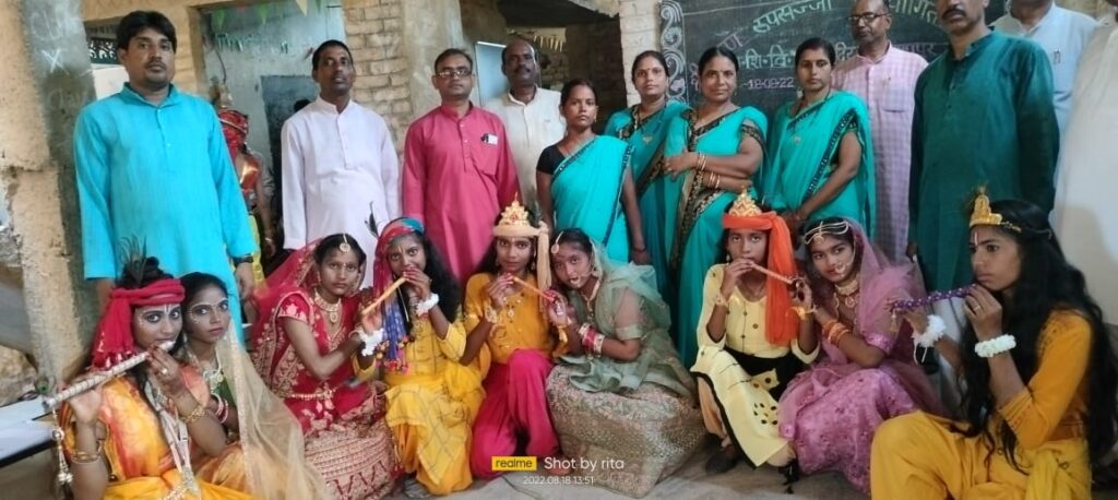 श्री कृष्णा रूप सज्जा प्रतियोगिता का किया गया आयोजन।