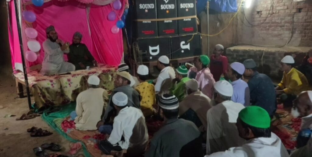 बंशीधर नगर;-मुहर्रम इंतजामिया नवजवान कमेटी ने इमाम हसन हुसैन शहादत की याद में मिलाद शरीफ का आयोजन किया गया