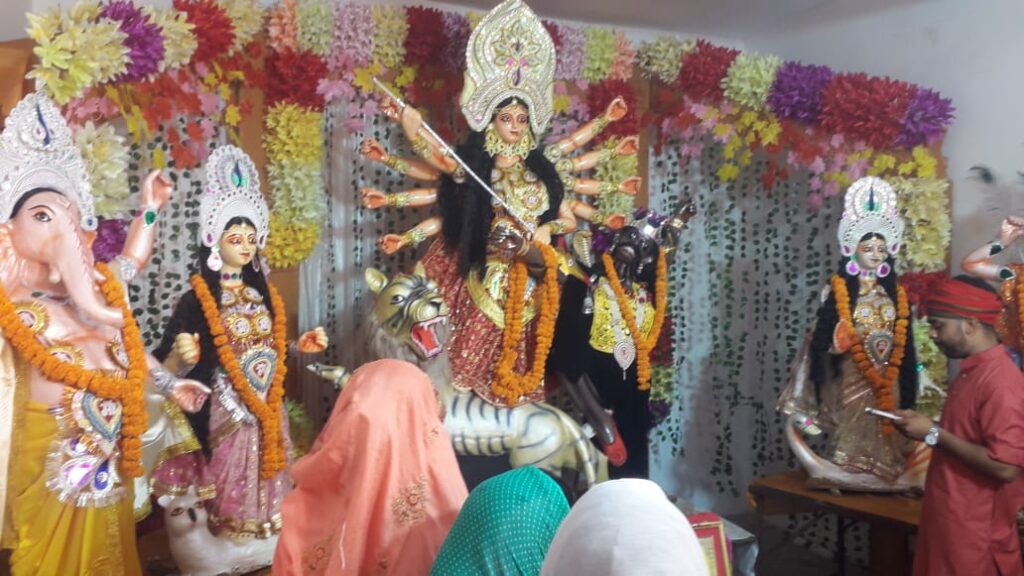 माँ की महिमा अपरंपार है डॉ ईश्वर सागर चंद्रबशी नप बिश्रामपुर में खुला दुर्गा माँ का पट