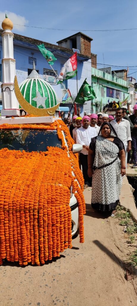 जश्ने ईद मिलादुन्नबी का पर्व हर्षोल्लास के साथ मनाया गया।