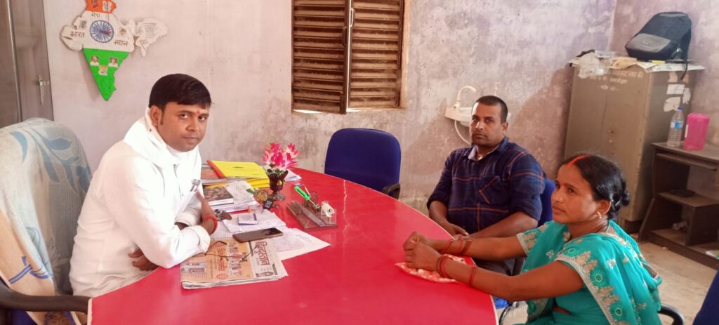 परियोजना कन्या उच्च विद्यालय में शिक्षकों की कमी पर लिया गया जायजा।