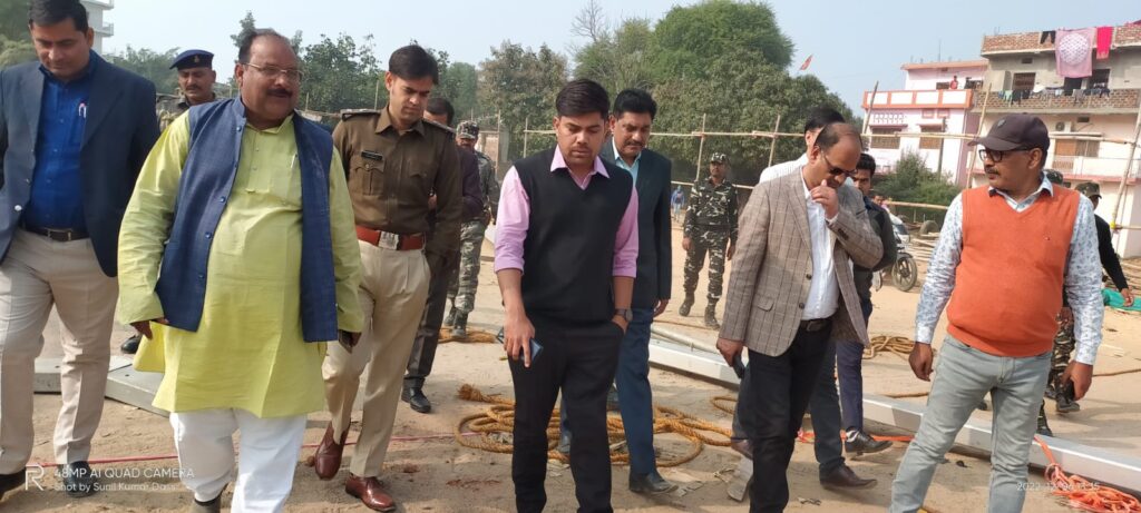 उपायुक्त और पुलिस अधीक्षक ने मुख्यमंत्री के आगमन को लेकर विशेष तैयारी का लिया जायजा।