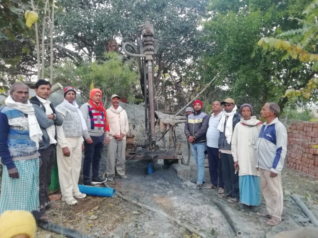 विधायक मद से भगवान शिव मंदिर के पास चम्पानल बोरिंग का काम हुआ चालू, ग्रामीणों ने जताया आभार!