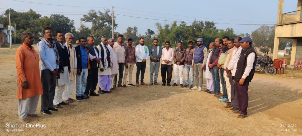 रमना मंडल भाजपा के कार्यकर्ताओ ने पीएम नरेंद्र मोदी की माँ हीराबेन के निधन पर शोकसभा आयोजित कर दिया श्रद्धांजलि।