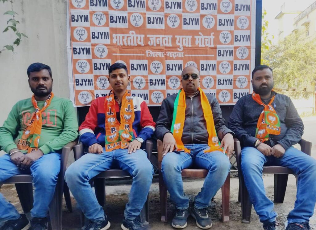 12 जनवरी को स्वामी विवेकानंद जयंती राष्ट्रीय युवा दिवस के रुप में मनाया जाएगा।