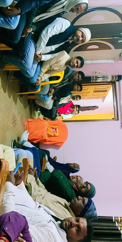 राष्ट्रीय तेली साहू महा संगठन का बैठक समाज के वरिष्ठ सदस्य राजेंद्र प्रसाद गुप्ता के यहां इनके अध्यक्षता में कार्यक्रम किया गया।