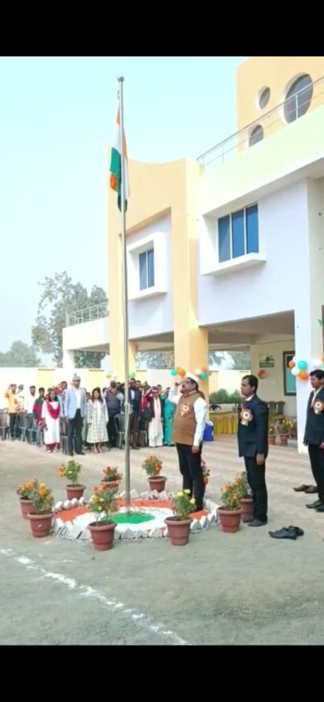 ऑक्सफोर्ड पब्लिक स्कूल में मनाया गया 74 वां गणतंत्र दिवस एवं बसंत पंचमी का त्योहार