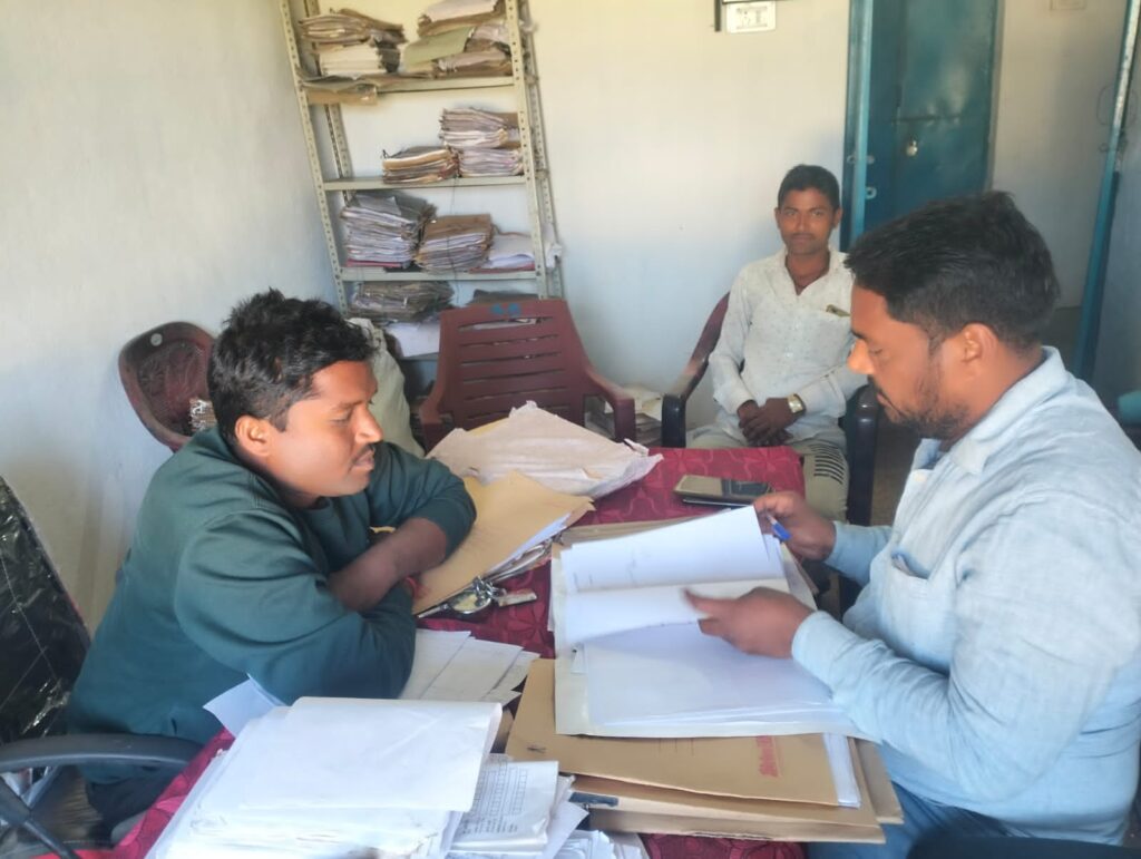 कुपा पंचायत में नए रोजगार सेवक के रूप में गुलाब पासवान ने किया पद ग्रहण