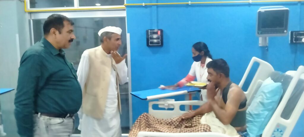 भाजपा प्रदेश कार्यसमिति के सदस्य डॉ ईश्वर सागर चंद्रवंशी उर्फ मुन्ना जी ने किया मदद