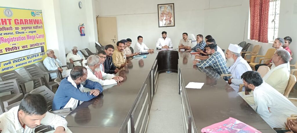 बिशुनपुरा पतिहारी गांव स्थित देवी धाम पर पूर्व की तरह होगी पूजा- अर्चना।