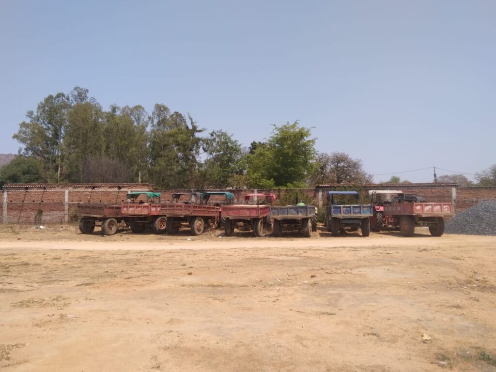 बिशुनपुरा में जांचोपरांत,पिपरी कला बालू घाट से पकड़ी गई सात ट्रैक्टर एवं भंडारण पर हुई कार्यवाई!