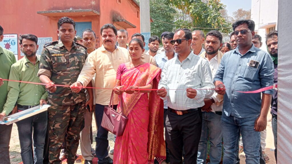 सामुदायिक स्वास्थ्य केंद्र धुरकी में  स्वास्थ्य मेले का किया गया आयोजन।