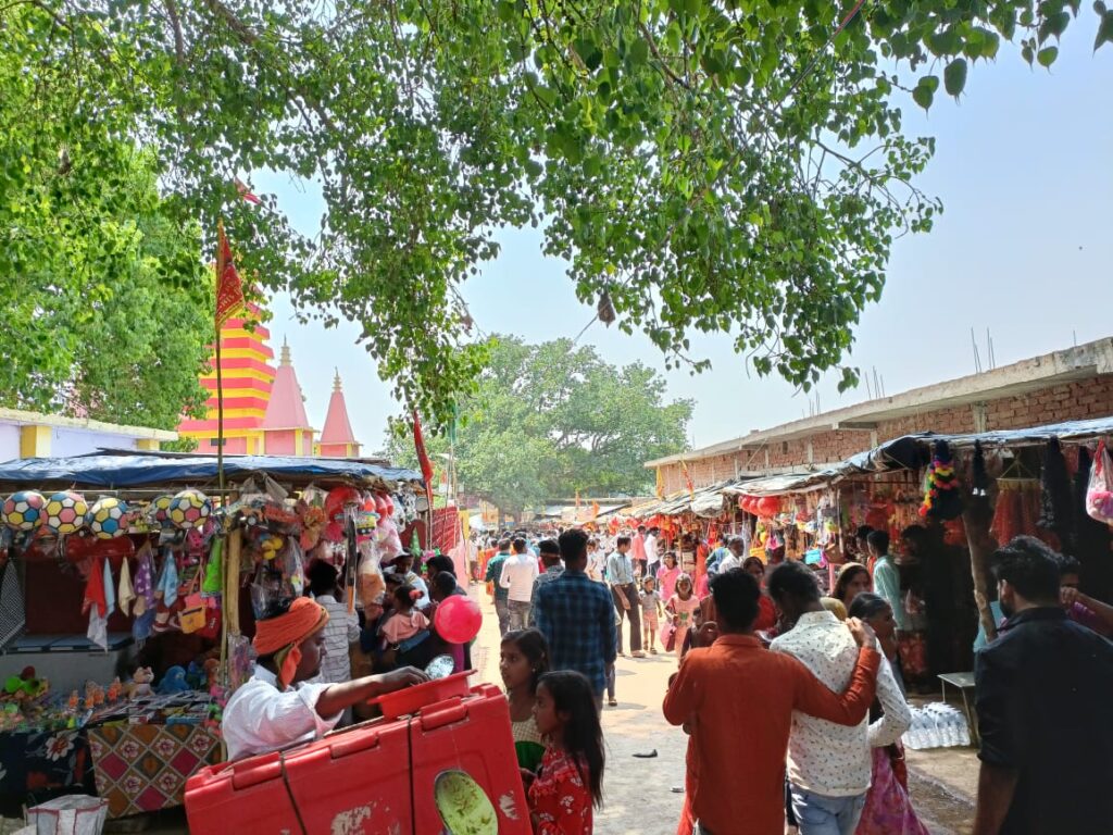 केतार चतुर्भुजी मंदिर में नवमी के दिन लगा हजारों भक्तों की भीड़!