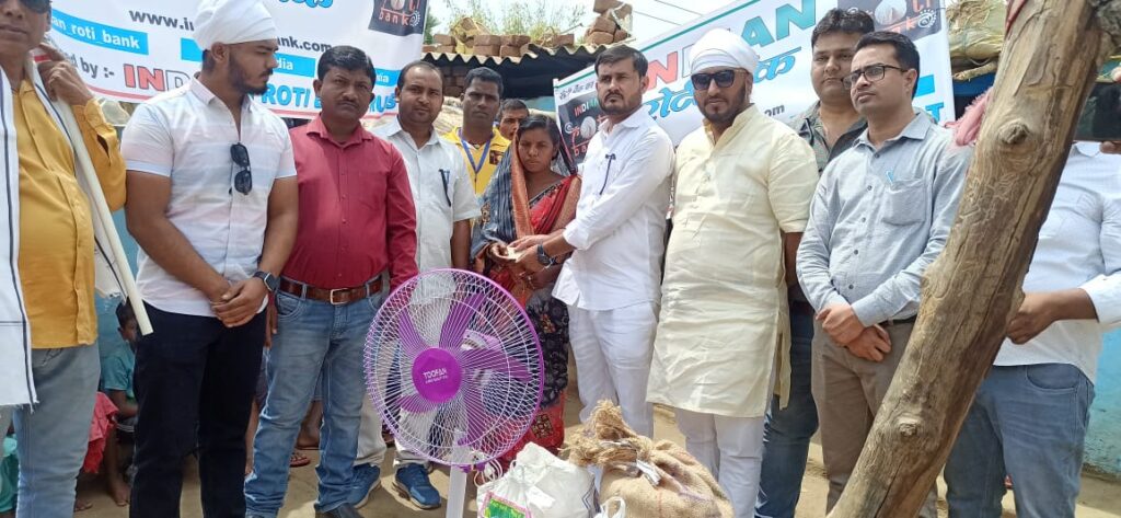 इंडियन रोटी बैंक ने मानवता दिखाते हुए झुलसी महिला के इलाज का उठाया बीड़ा