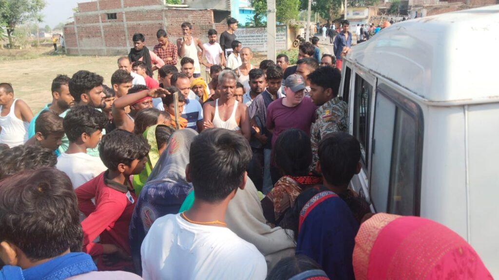 गढ़वा जिला की बड़ी खबर, पिकअप वाहन की चपेट में आने से एक व्यक्ति की हुई मौत!