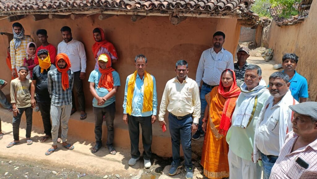 प्रमुख ने 15वें वित्त से दो योजनाओं की रखी आधारशिला!