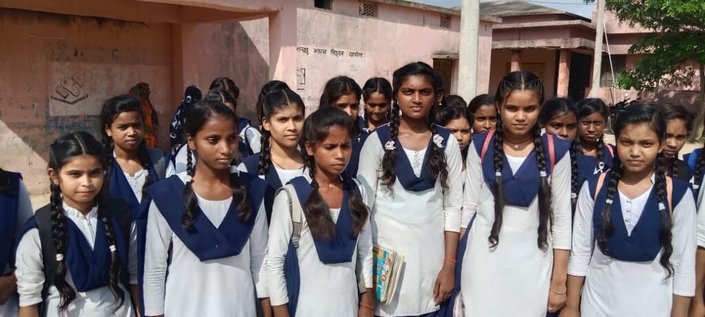 सावित्रीबाई फुले किशोरी समृद्धि योजना के आवेदन सत्यापन के नाम पर आंगनबाडी सेविका के द्वारा पांच सौ से एक हजार रुपए मांगे जाने का मामला आया प्रकाश में।