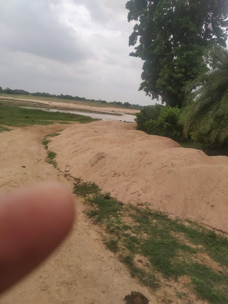 15 अक्टूबर तक नदी से बालू उठाव कानून अपराध:आनंद कुमार