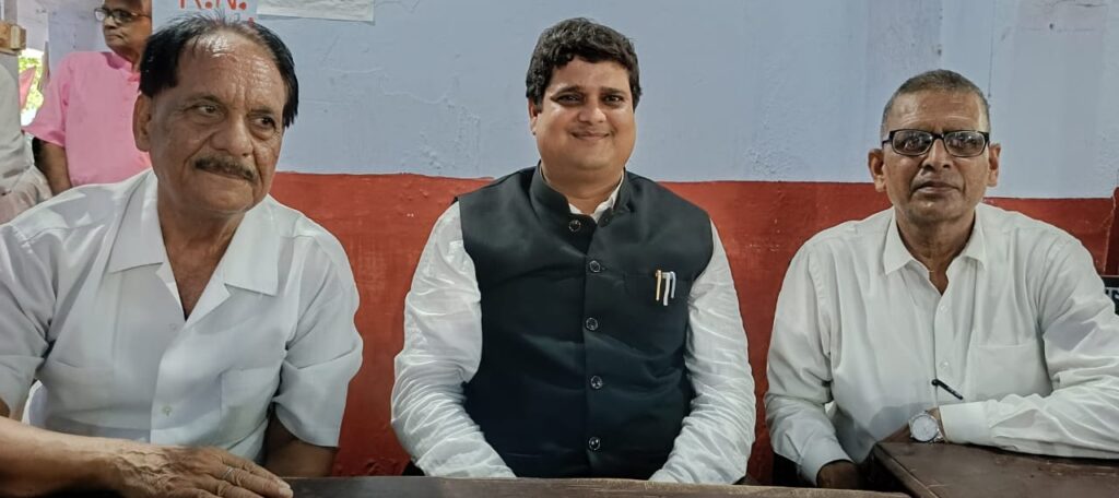 सुखाड़ की दहलीज पर पलामू : सवा लाख हेक्टेयर जमीन प्यासी जनप्रतिनिधियों का नहीं रहा किसानों पर ध्यान–रूचिर तिवारी