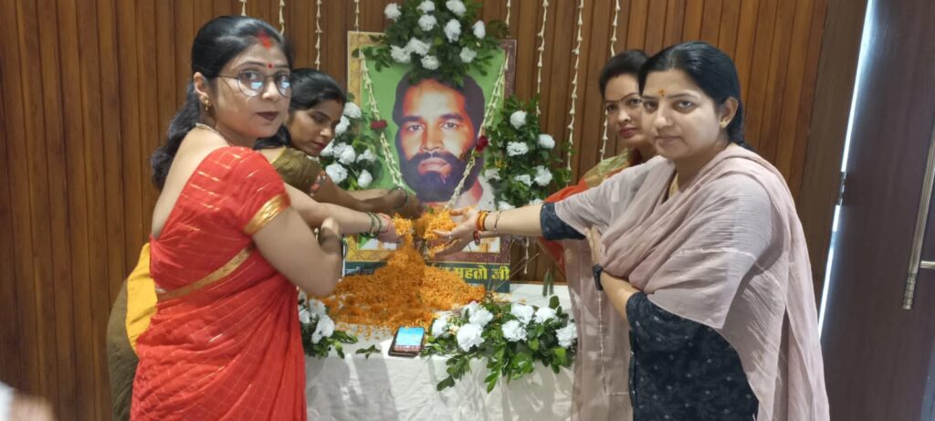 झारखण्ड आंदोलन के वीर शहीद निर्मल महतो के शहादत दिवस पर दिया गया श्रद्धांजलि!