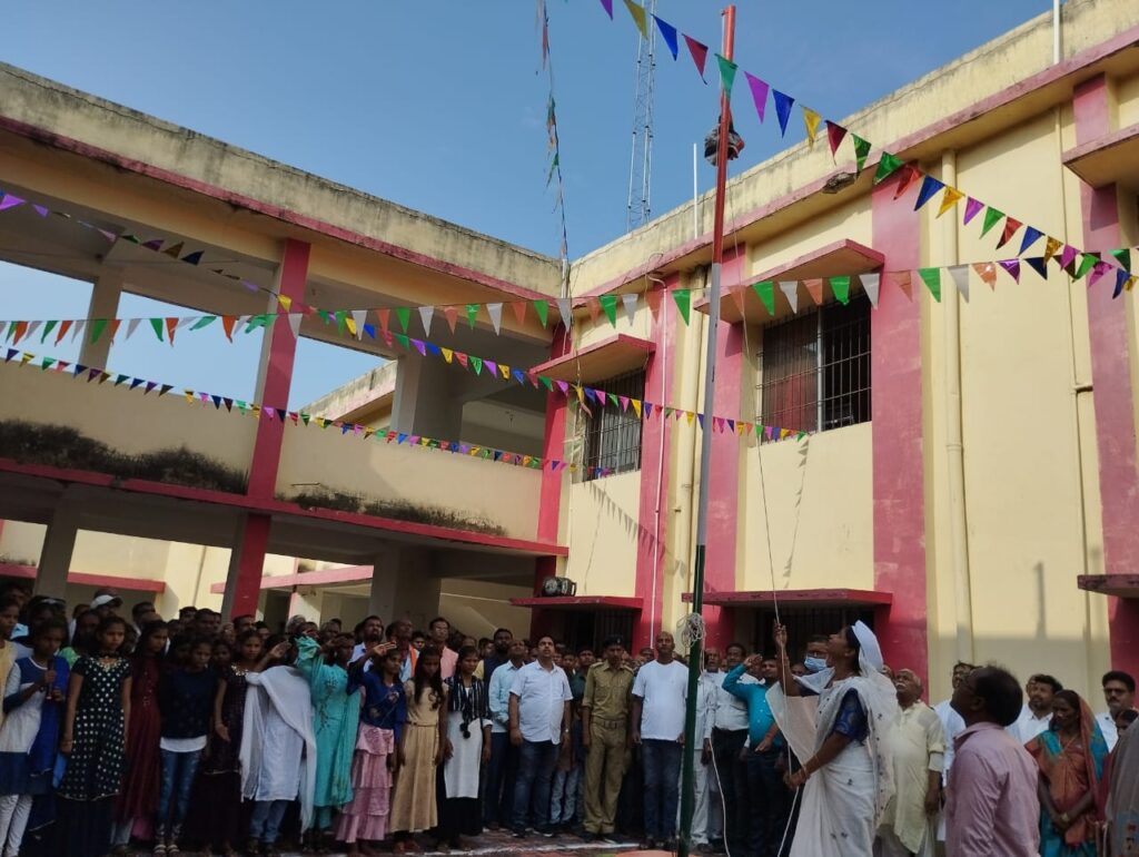 प्रखंड क्षेत्र में हर्षोल्लास के साथ मनाया गया स्वतंत्रता दिवस।