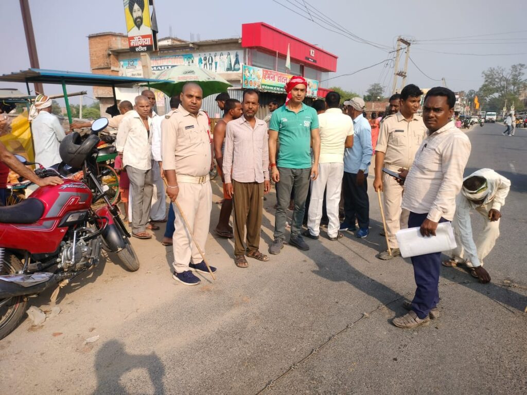 रमना प्रखंड के विभिन्न चौक चौराहा पर चला अतिक्रमण हटाने का मार्किंग!