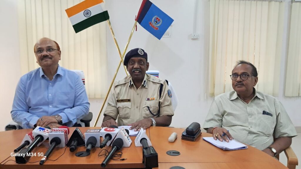 पलामू प्रमंडल में शांतिपूर्ण एवं सौहार्दपूर्ण दुर्गा पूजा आयोजन को लेकर प्रशासन तैयार
