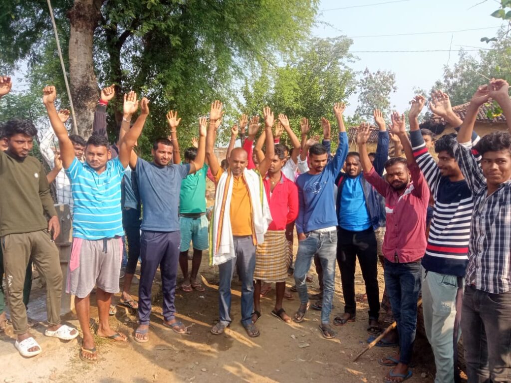 जतपुरा में नवयुवकों ने शराब बंद करने को लेकर शराब नहीं बेचने को दिया चेतावनी!