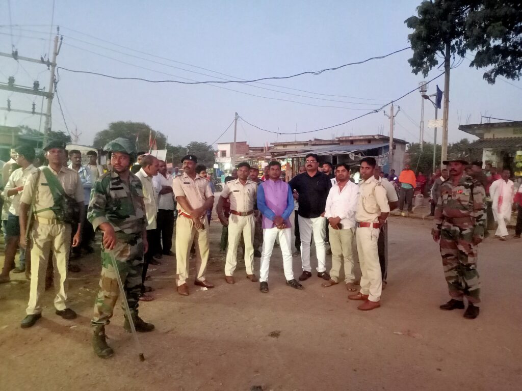 केतार प्रखंड के विभिन्न क्षेत्रों में निकाला गया फ्लैग मार्च