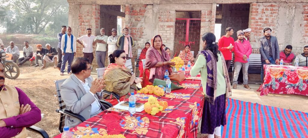 विकसित भारत संकल्प यात्रा के तहत रमना पंचायत सचिवालय परिसर में कार्यक्रम का हुआ आयोजन!